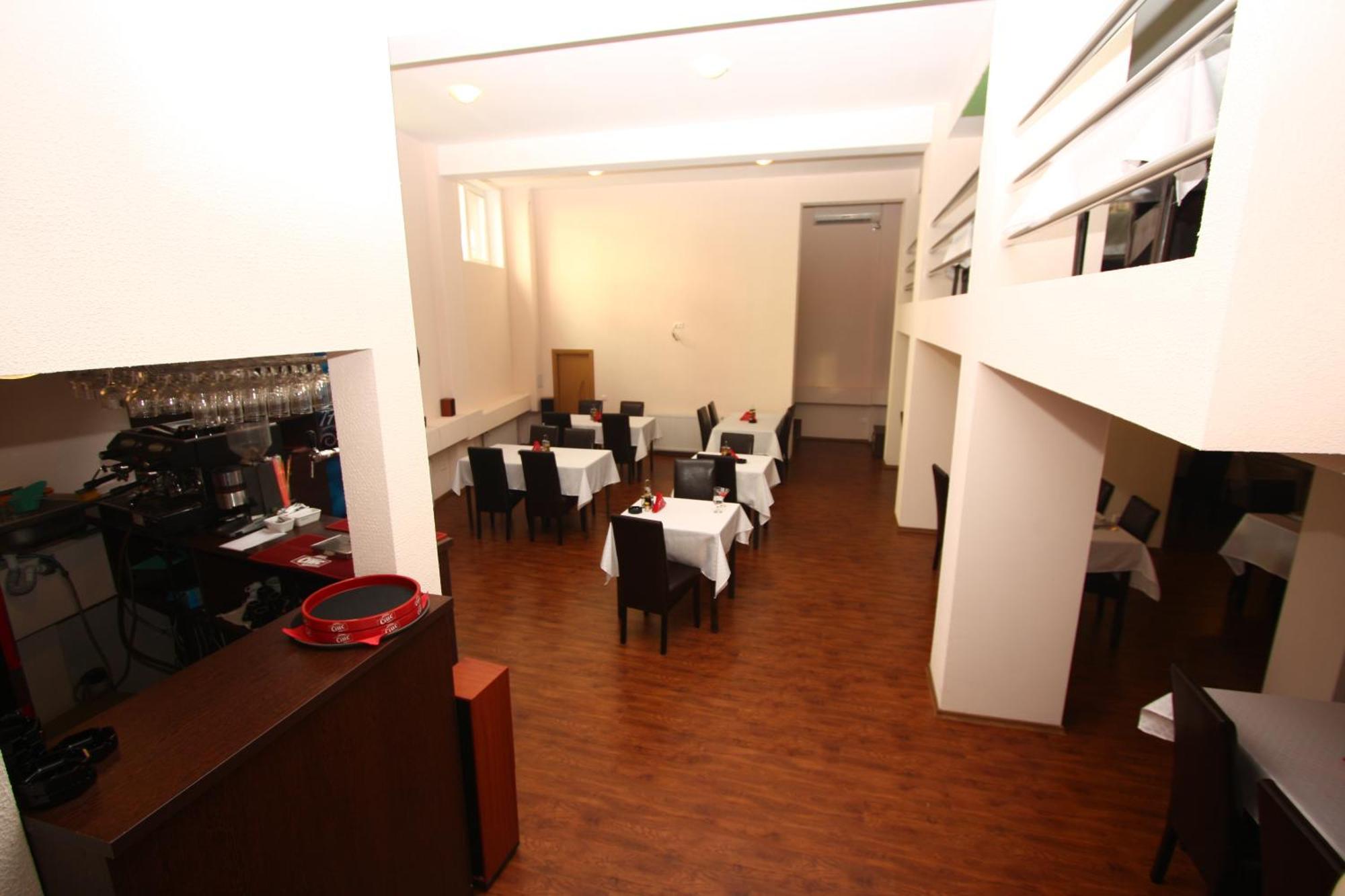 Hotel Basarab Bucureşti Eksteriør bilde