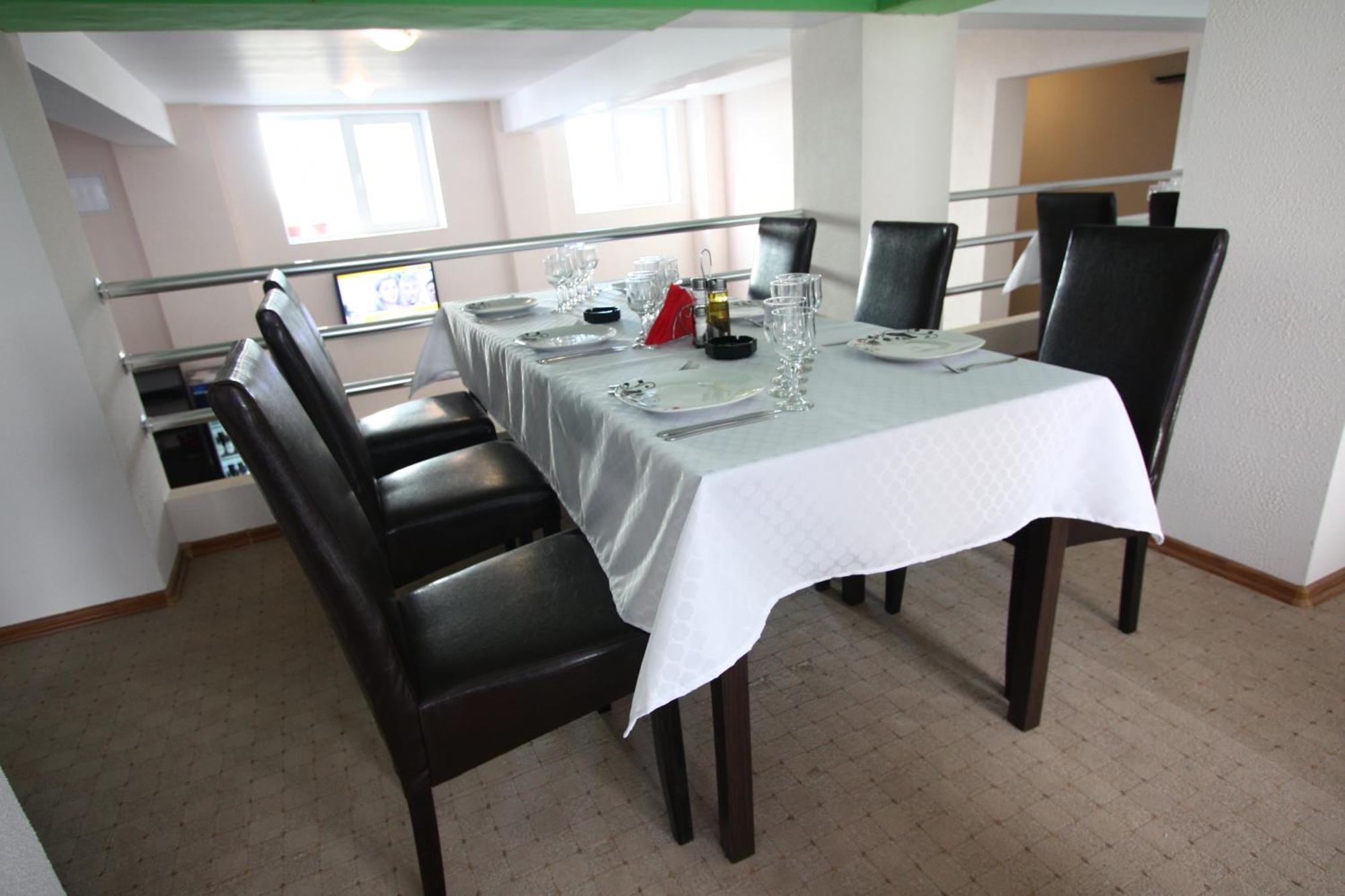 Hotel Basarab Bucureşti Eksteriør bilde